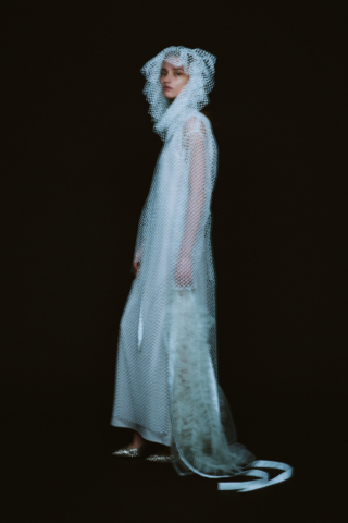 Mesh oversized over gown (white)